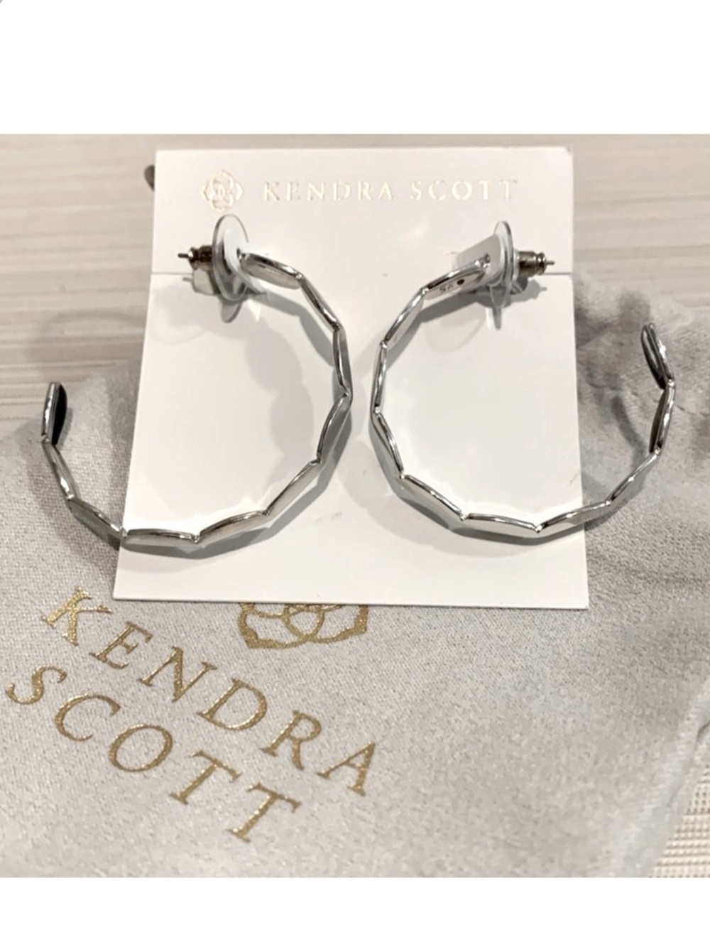 🕊️Kendra Scott Brooke Earrings